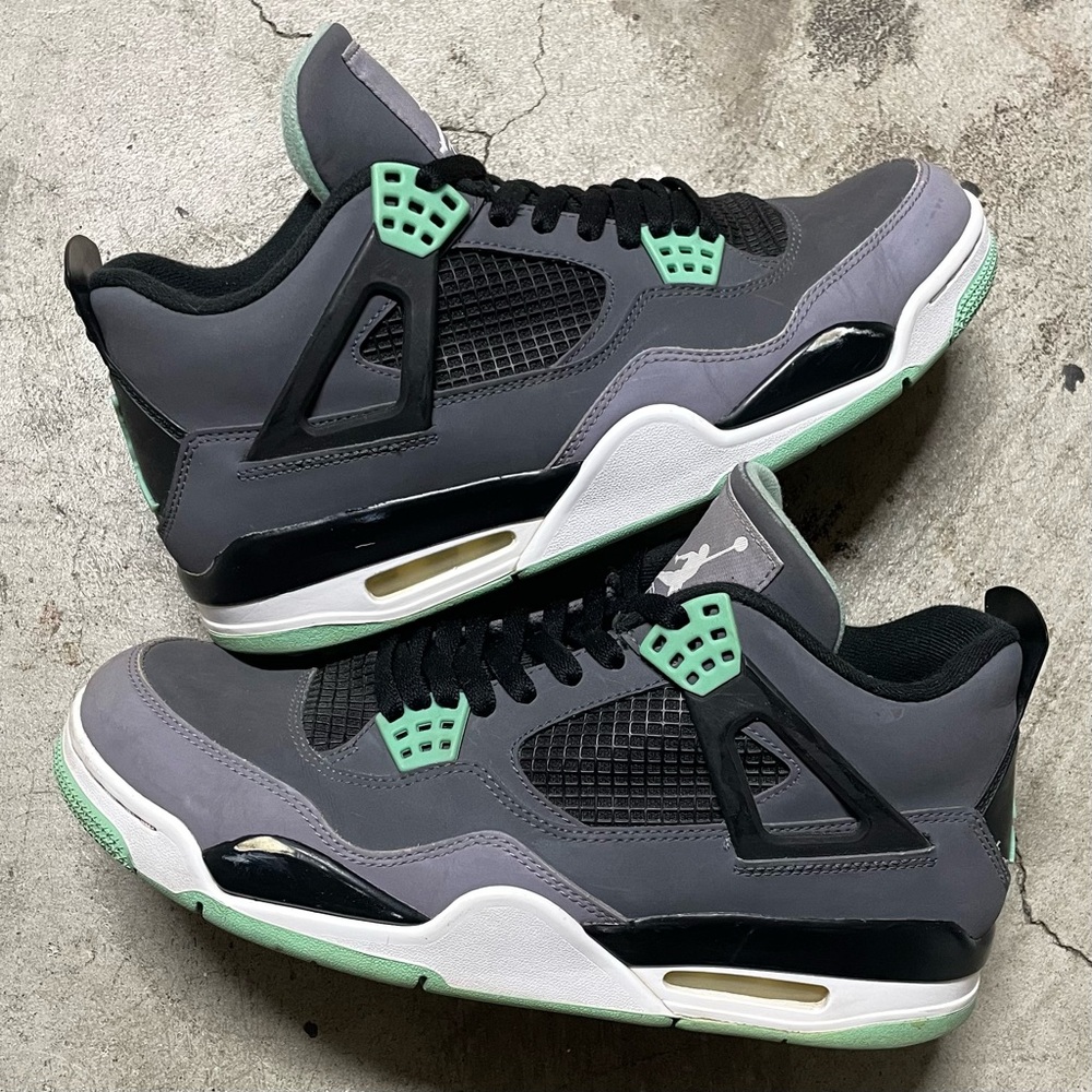 Nike Air Jordan 4 Green Glow